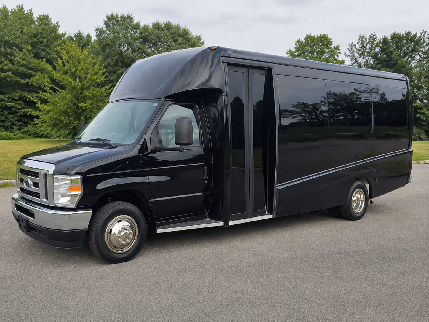 santa monica airport transportation
